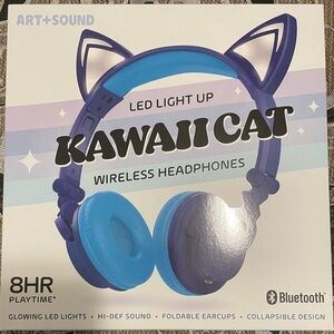 Kawaii Cat LED Light Up Wireless Headphones - Blue